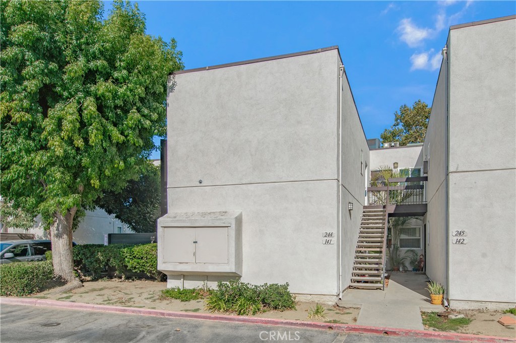 1150 W Phillips Street 244 — photo