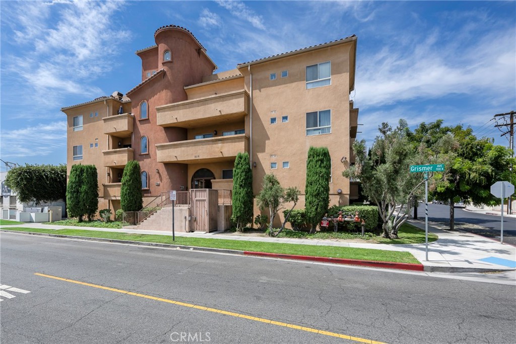 1515 Grismer — photo