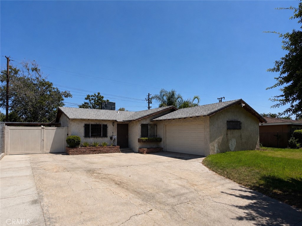 1575 Arizona — photo