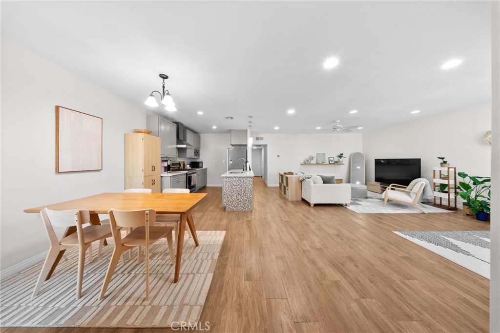 1200 W Huntington Drive 19 — photo