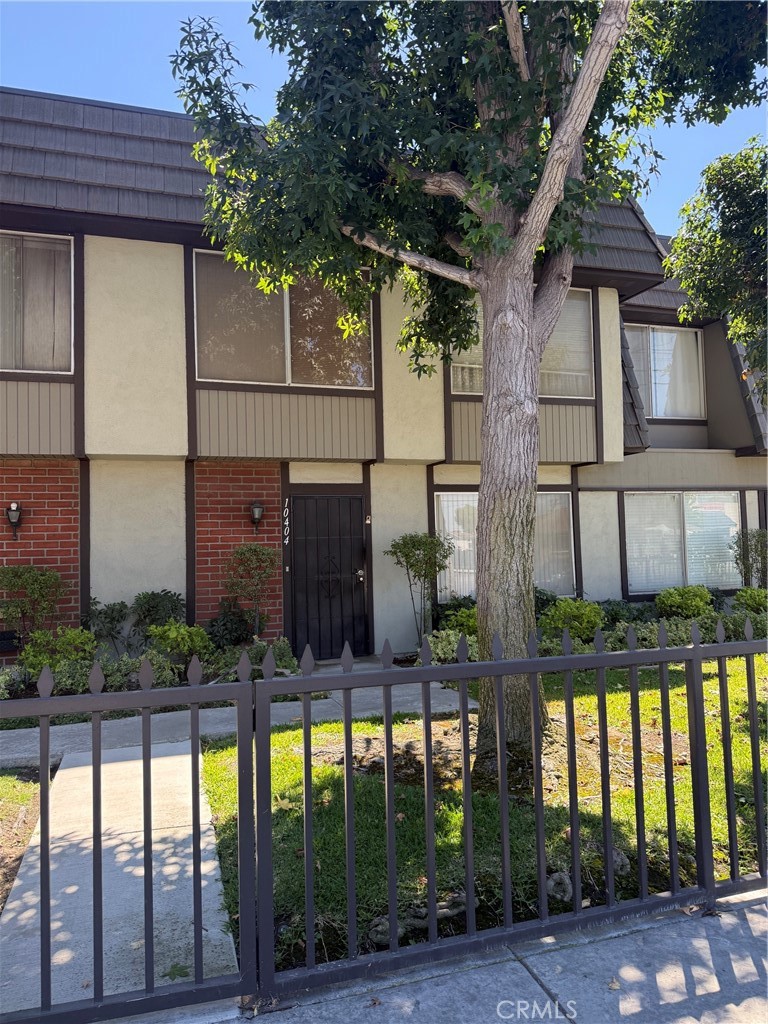 10404 Artesia Boulevard — photo