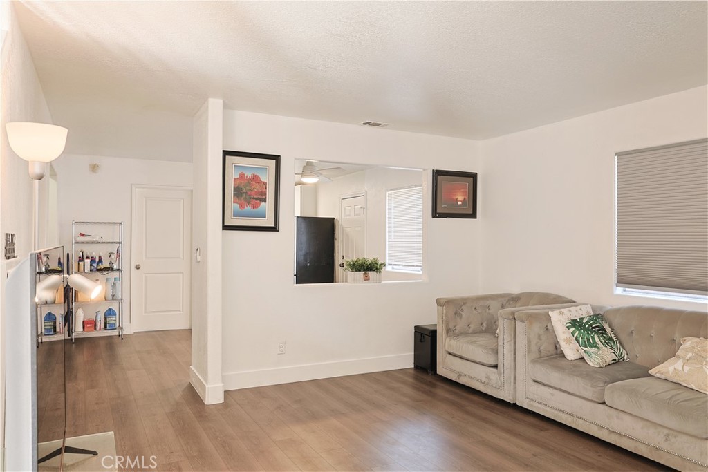 2214 W Wardlow — photo