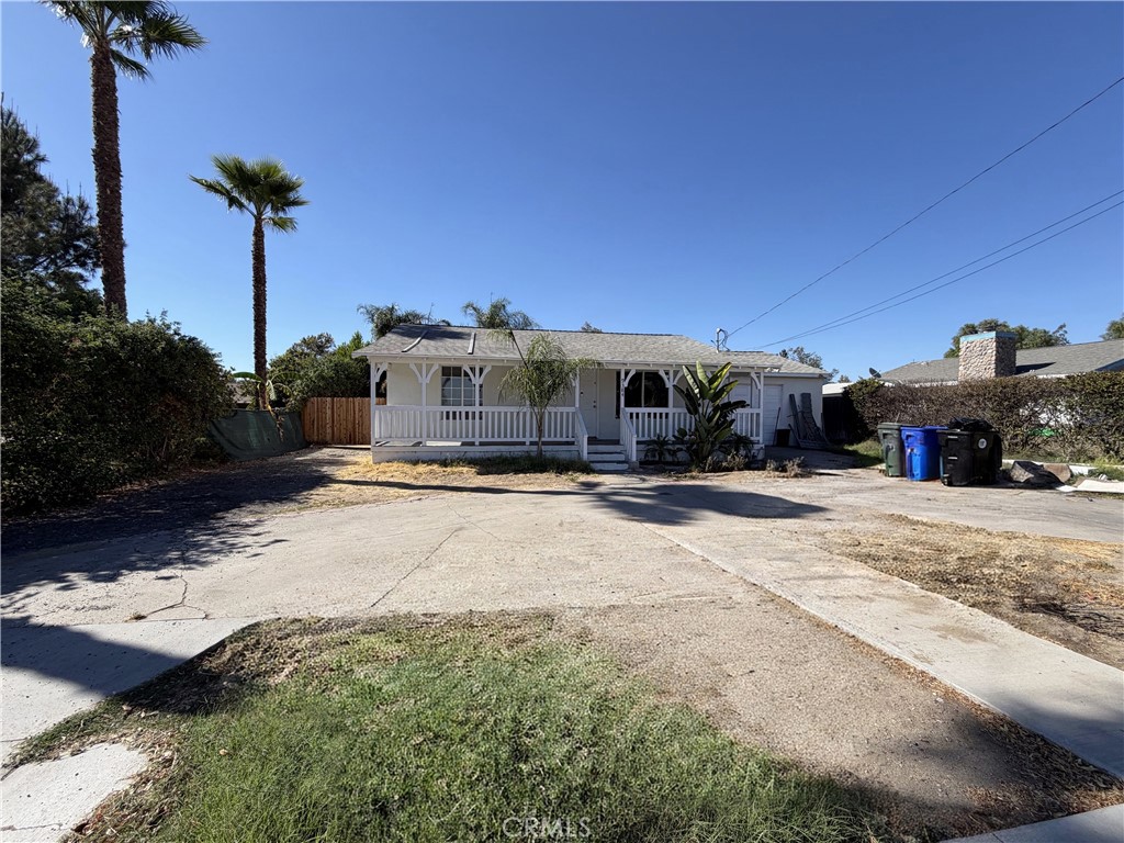 9384 Fontana Ave — photo