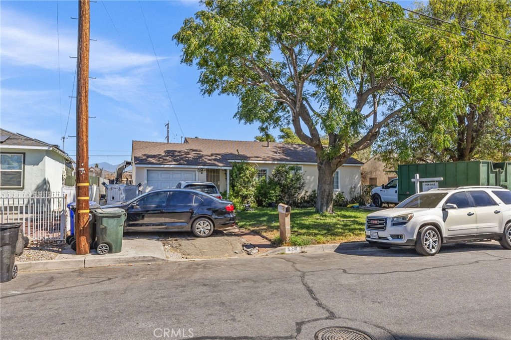 524 W Ramona — photo