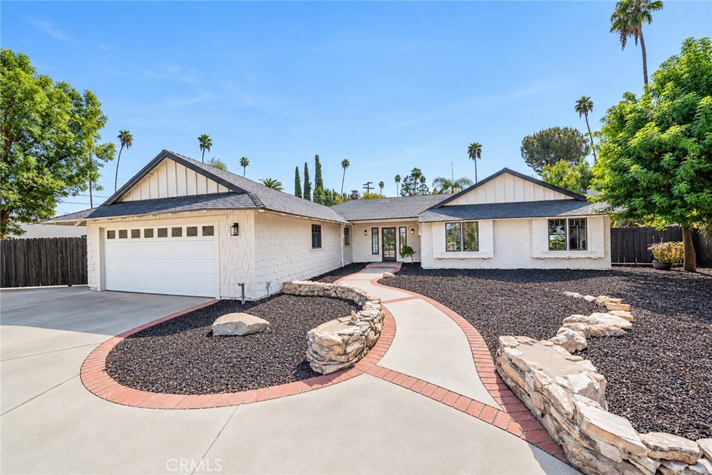1076 Los Altos Court — photo