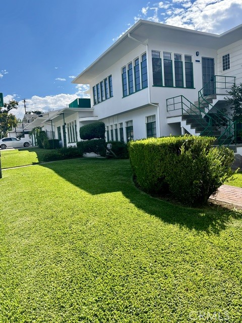 7305 College 4 — photo