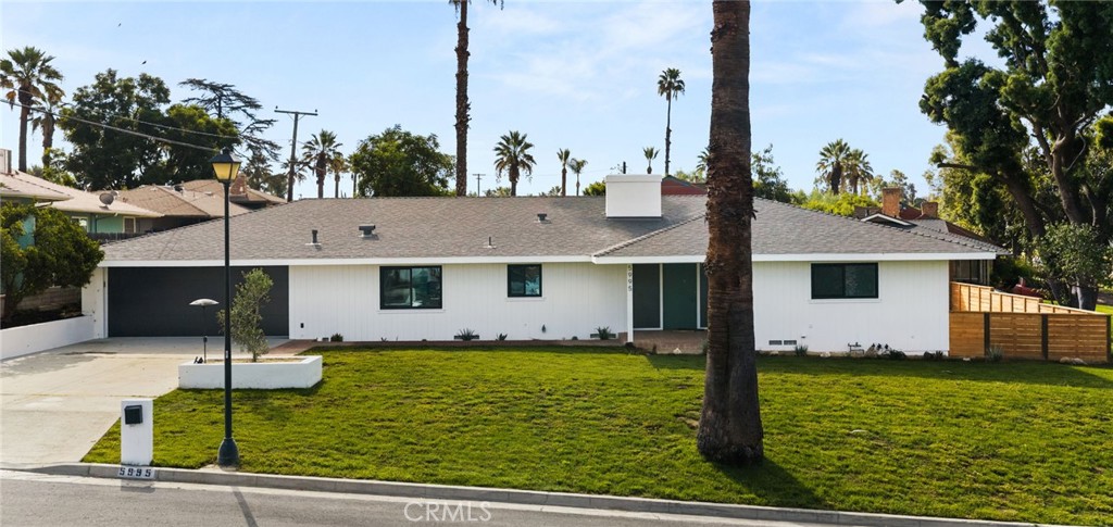 5995 Londonderry Drive — photo