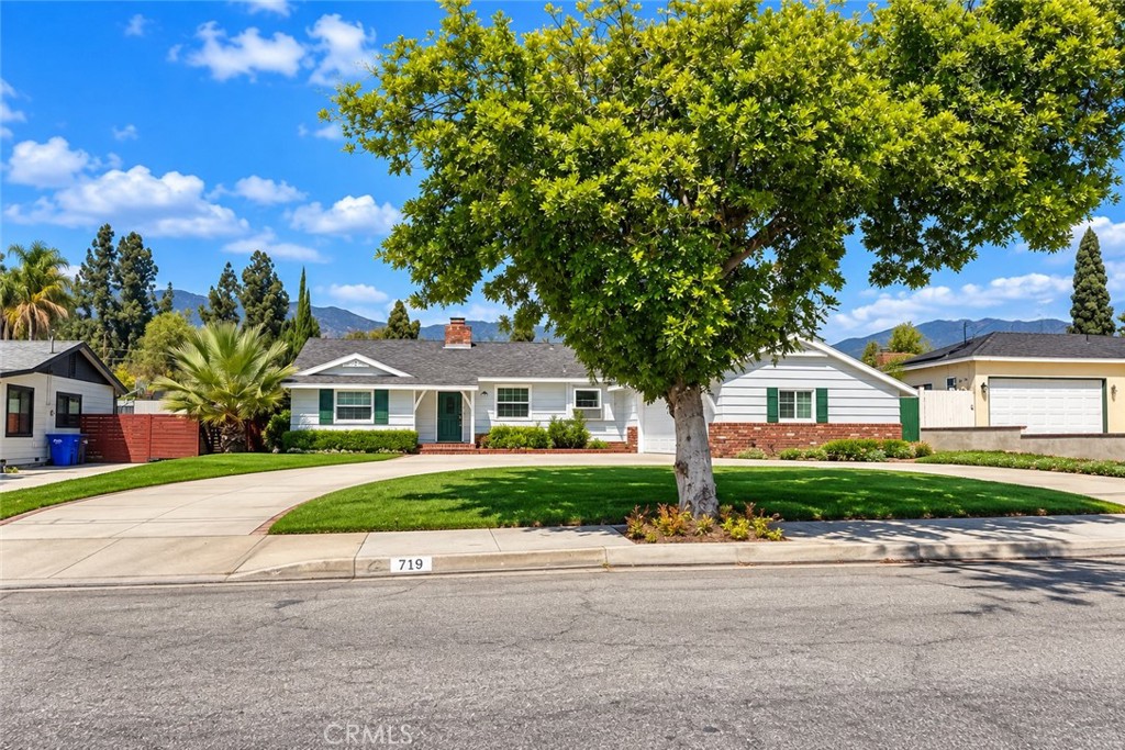 719 E Bennett Avenue, Glendora, CA 91741 — photo 2