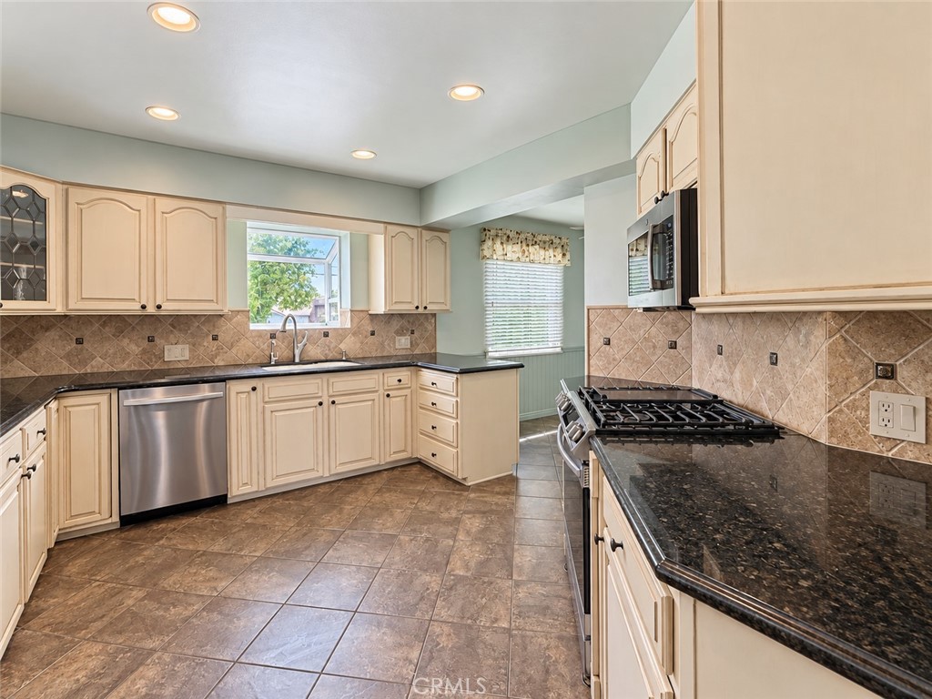 719 E Bennett Avenue, Glendora, CA 91741 — photo 3
