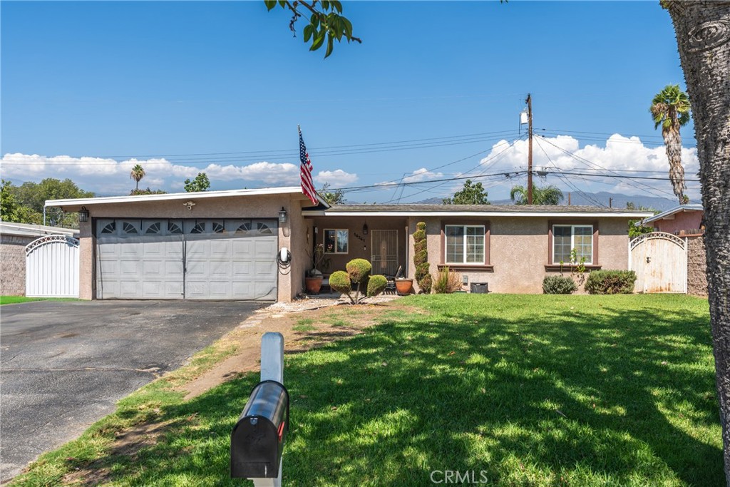 18361 E Nearfield — photo