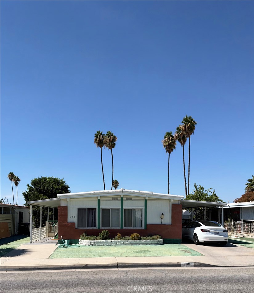 765 S Lyon — photo