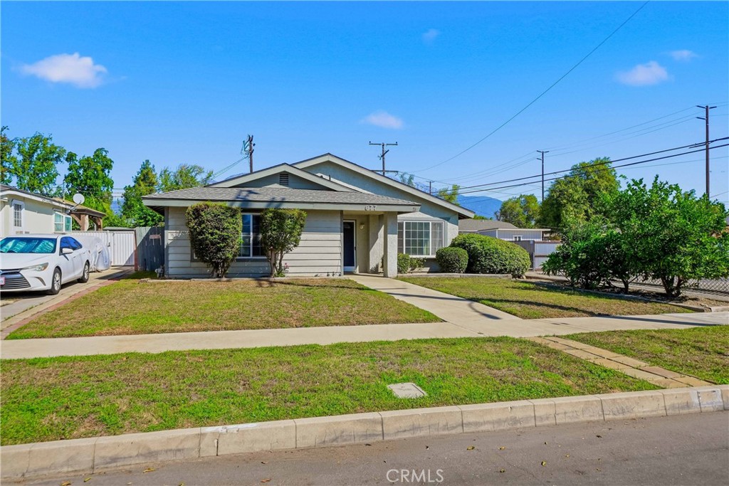 677 Highland Court — photo