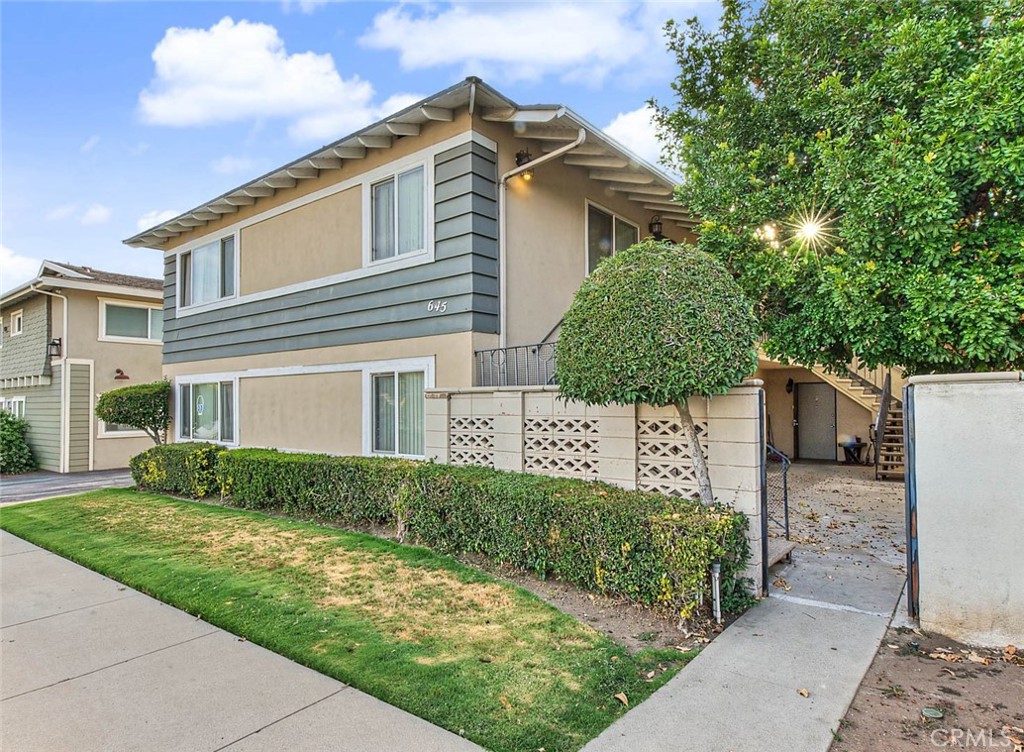 645 Scott Place 6 — photo