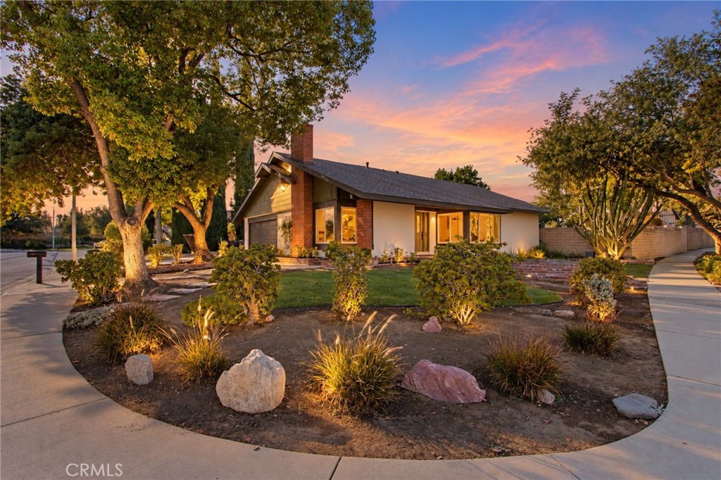 10002 Ashford Court — photo
