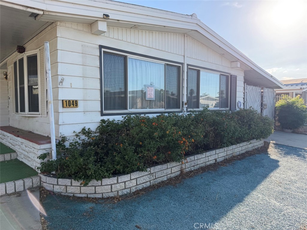 1049 San Marcos Dr — photo