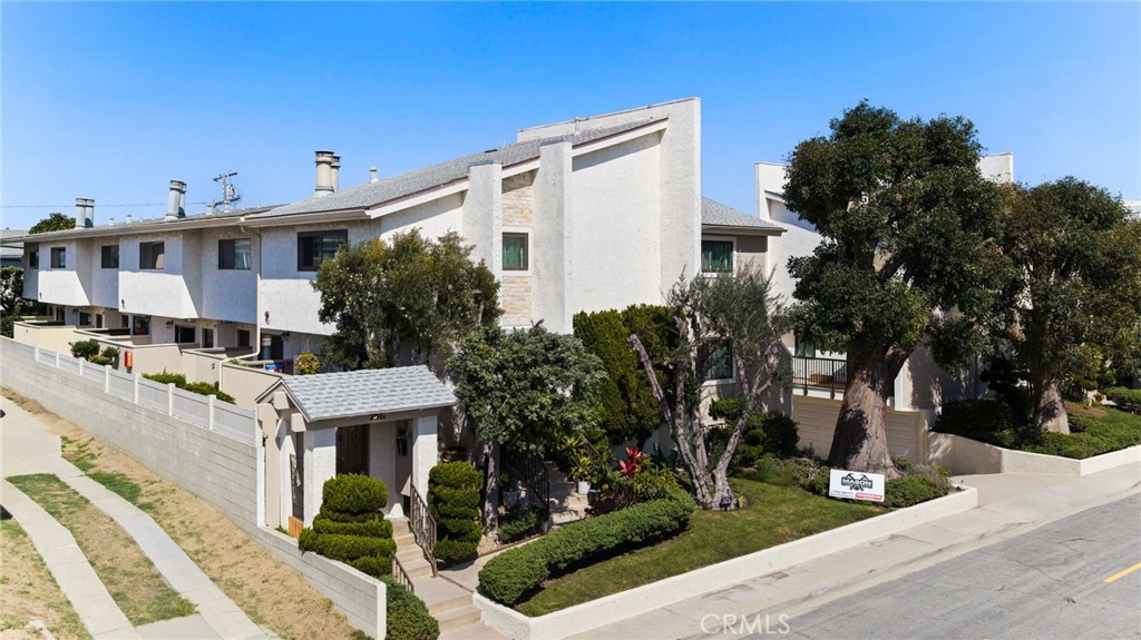 2611 Ruhland Avenue 3 — photo