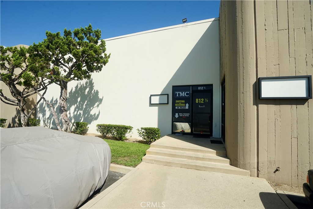 812 1/2 N Grand Avenue — photo