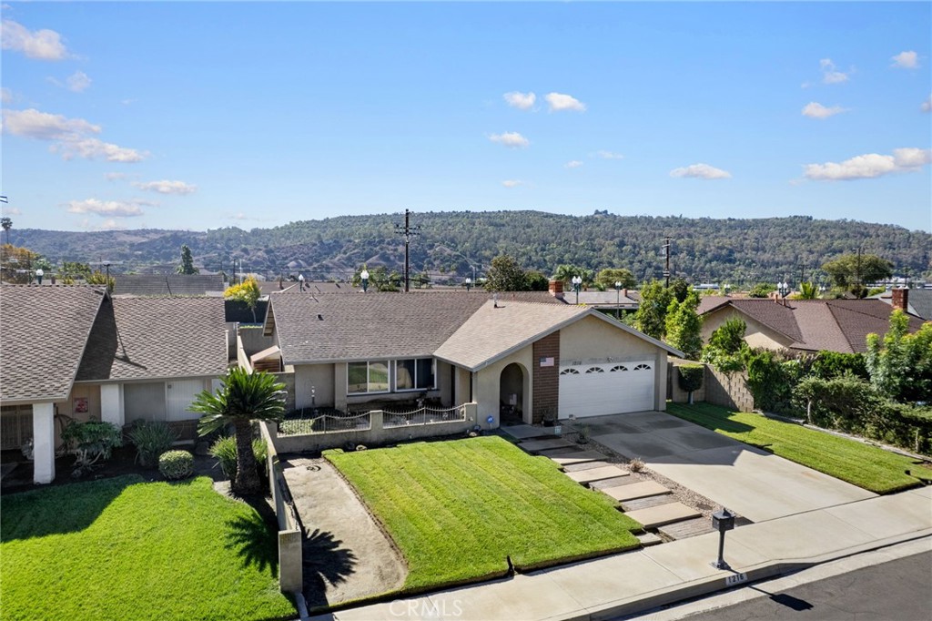 1216 Grossmont — photo