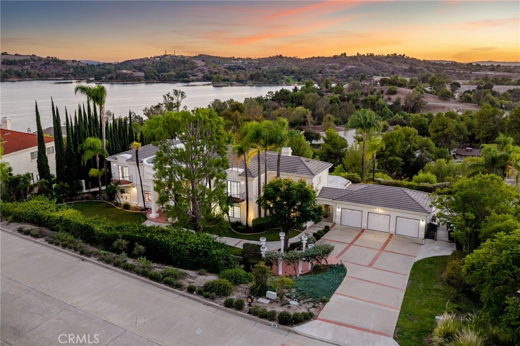316 Rebecca Drive — photo