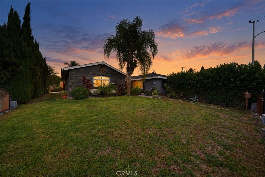 1402 Gayland — photo