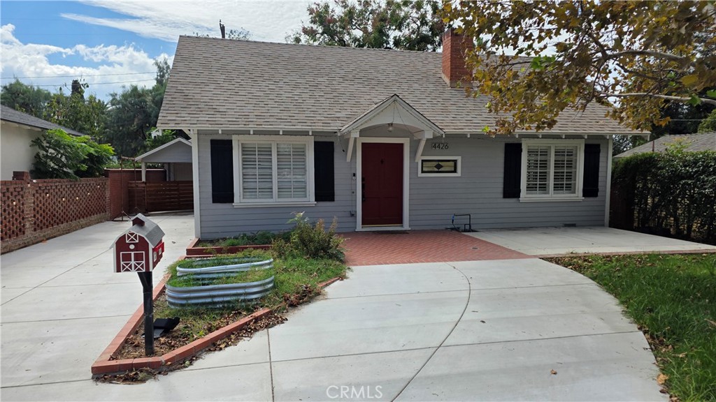 4426 Rosewood Place — photo