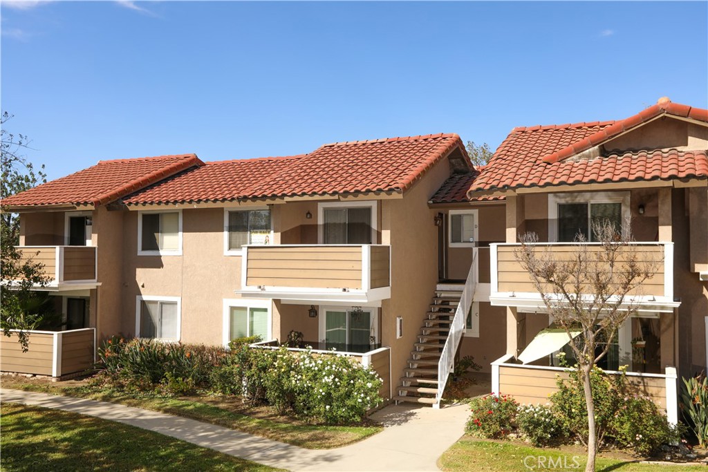 3639 Country Oaks Loop #D — photo