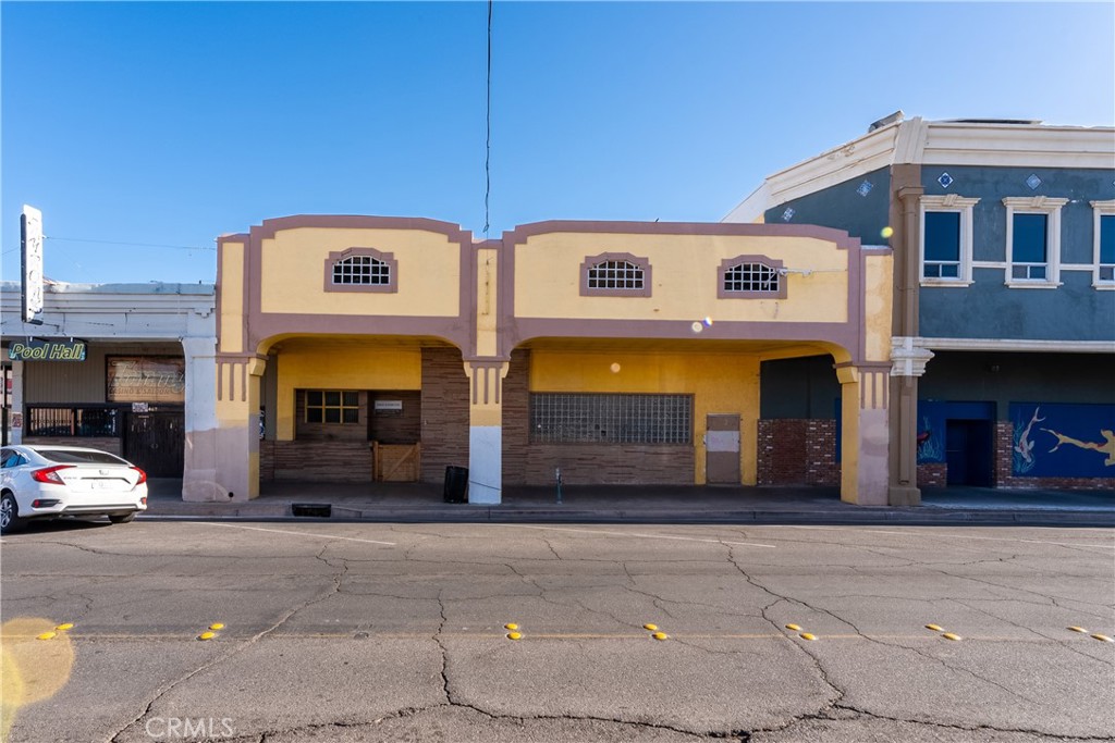 471 W Main Street — photo