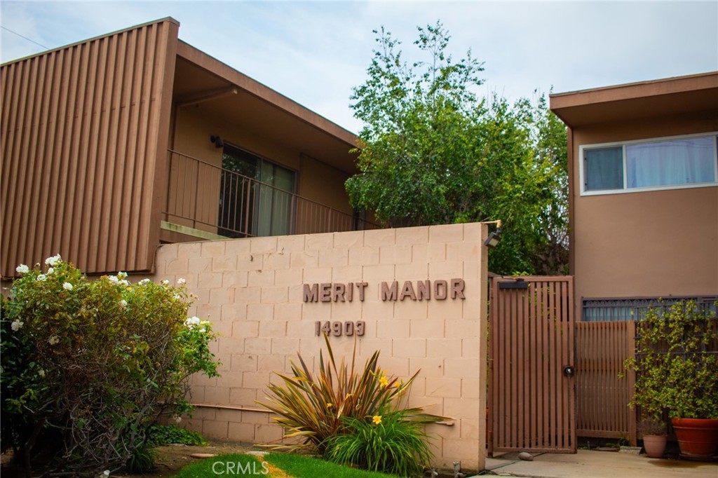 14903 Unit#104 S Normandie Ave — photo