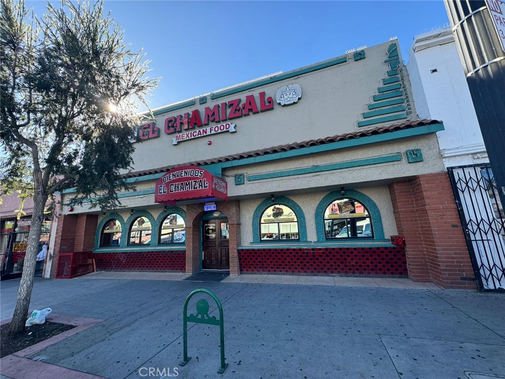 7111 Pacific Boulevard — photo
