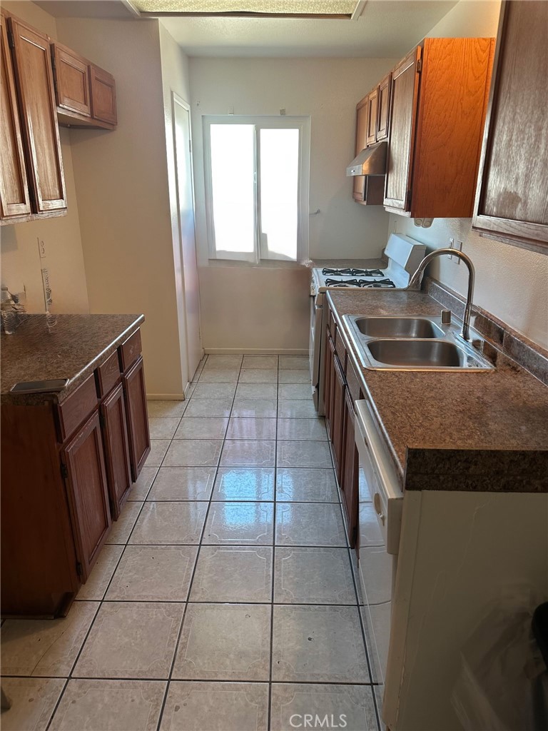 17944 Kendall — photo