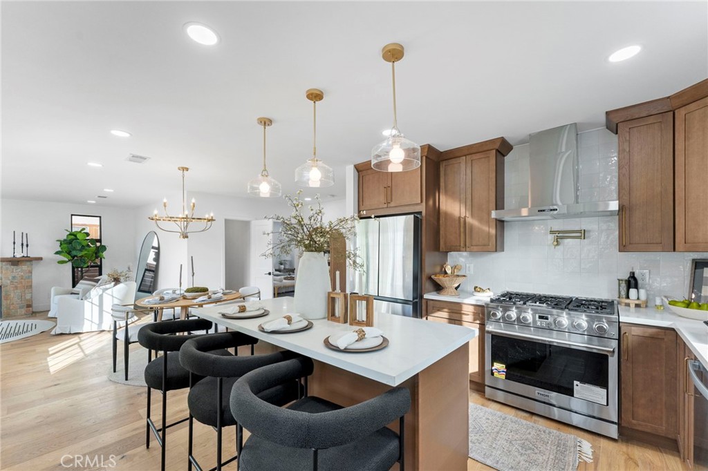 5334 Hillcrest Drive — photo