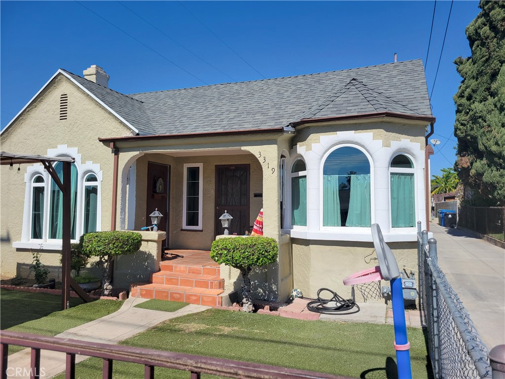 3319 Darwin — photo