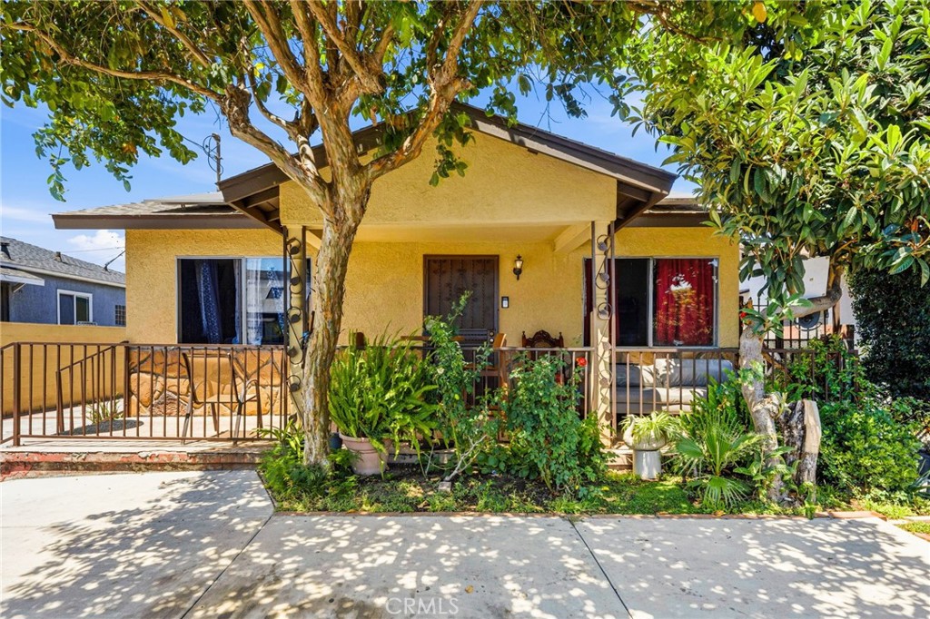 4035 Beck — photo