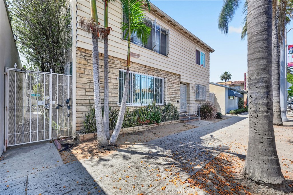 815 Pacific 6 — photo