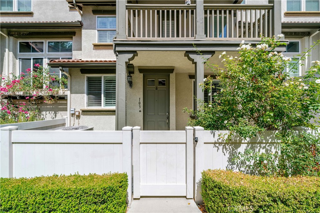 33690 Willow Haven Lane 103 — photo