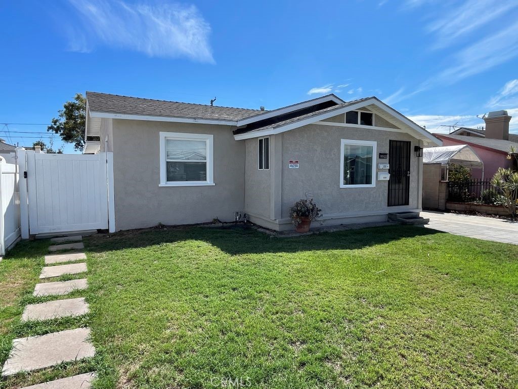 10122 Imperial Avenue — photo