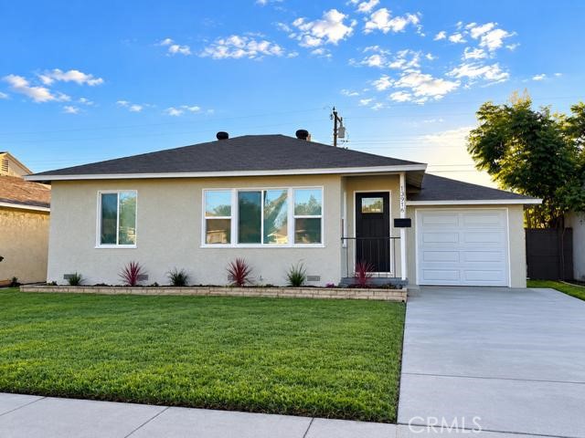13916 Leibacher Ave — photo