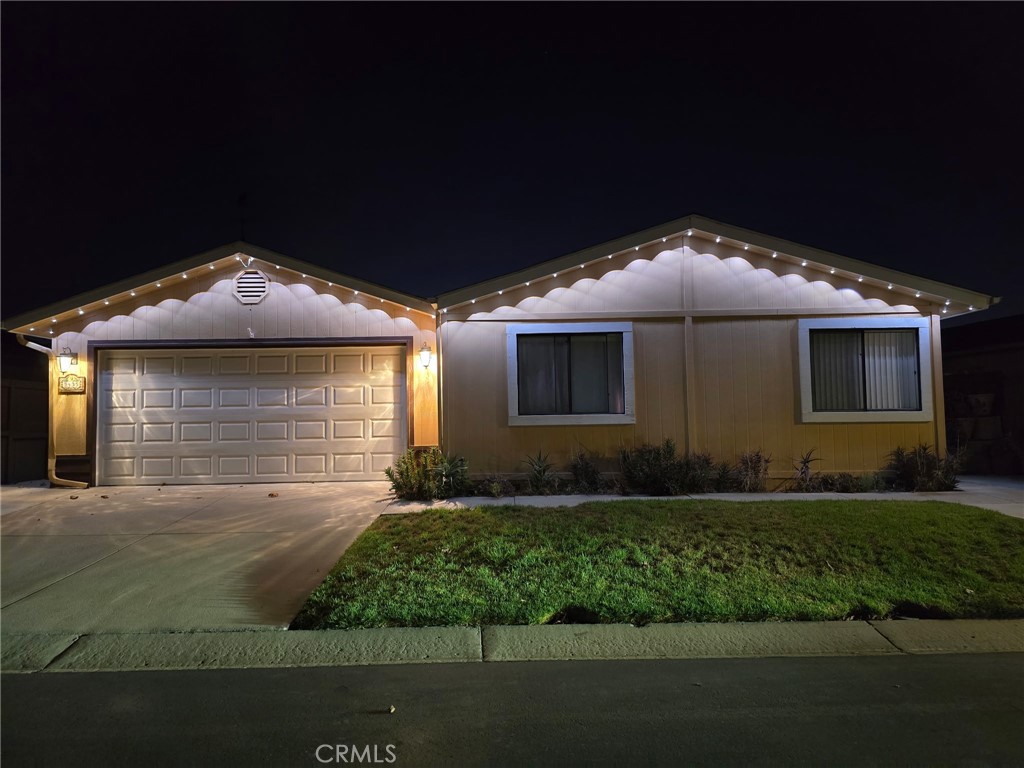 3435 Greenacre — photo