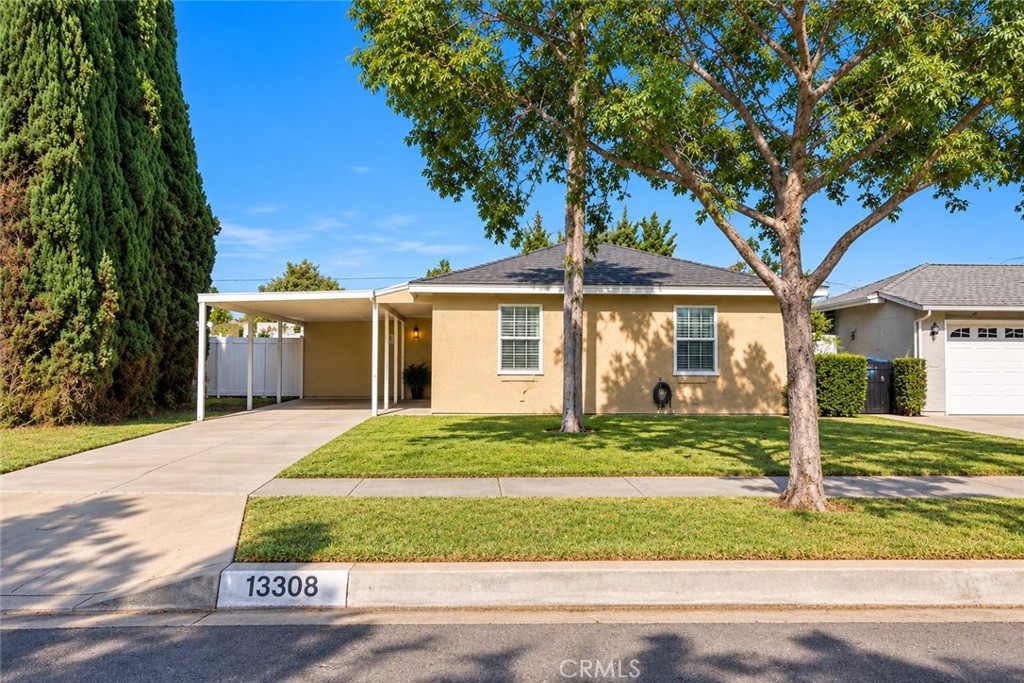 13308 Markdale — photo