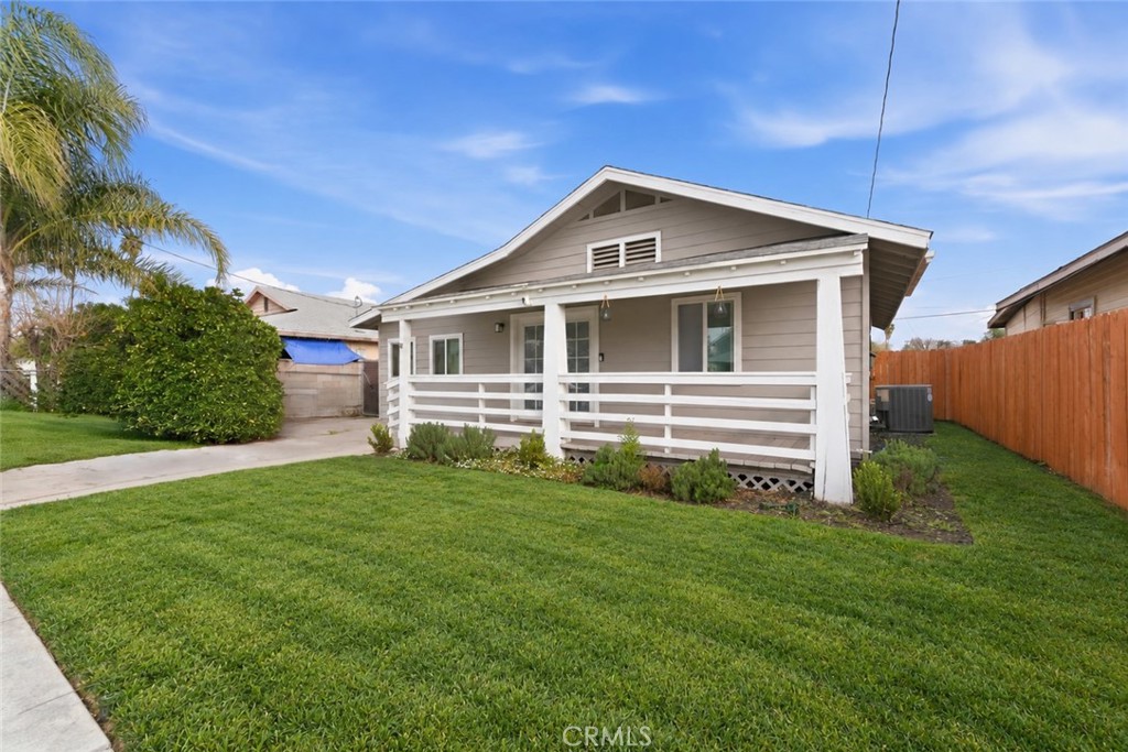 332 S Ramona — photo