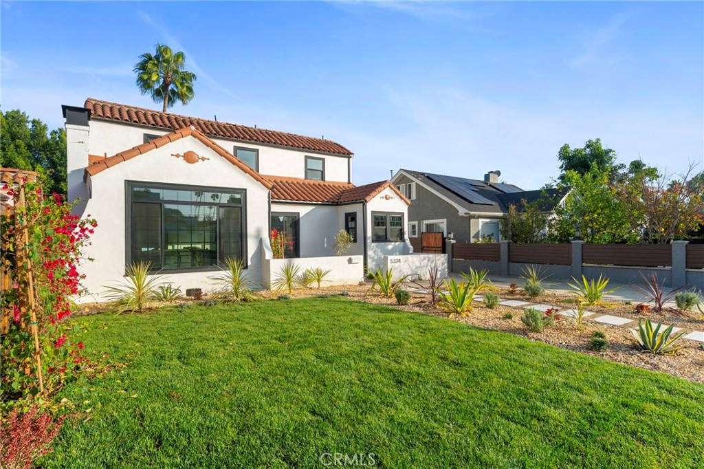 5334 Hillcrest — photo