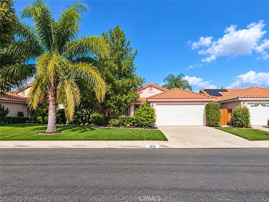 1612 Eagle Mountain Place — photo