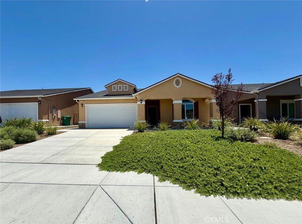 1240 E Orange Street — photo