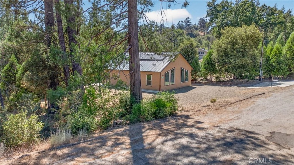 5594 Red Ibis Court — photo