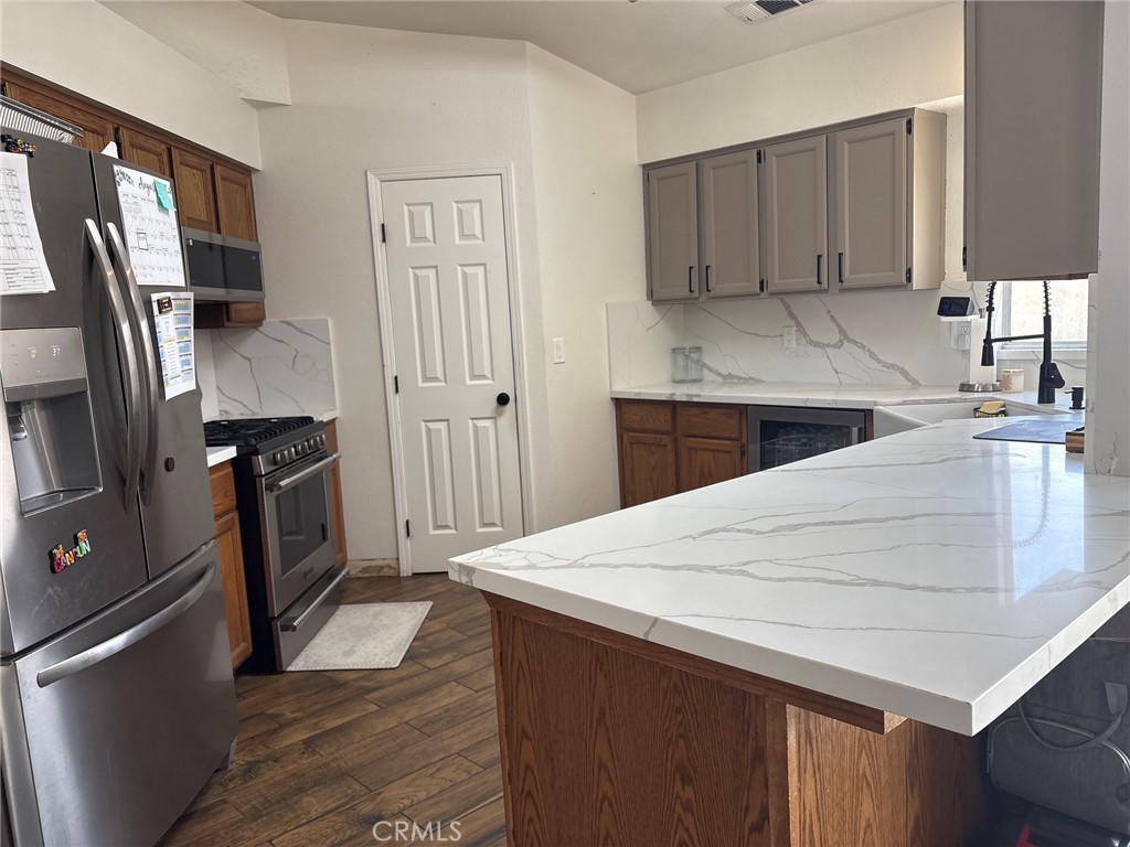 169 Devon Drive, Lemoore, CA 93245 — photo 3