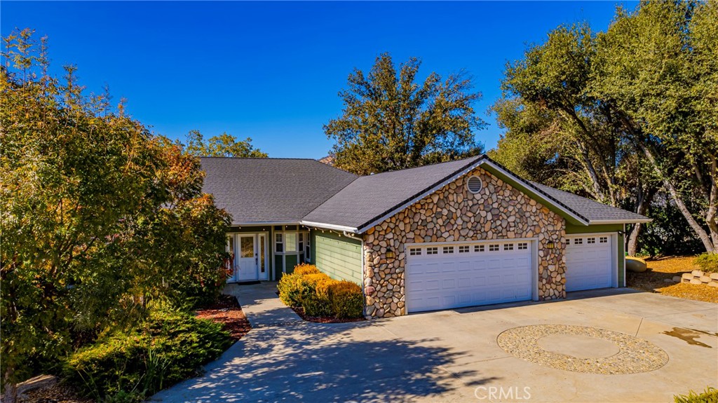 41282 Singing Hills — photo