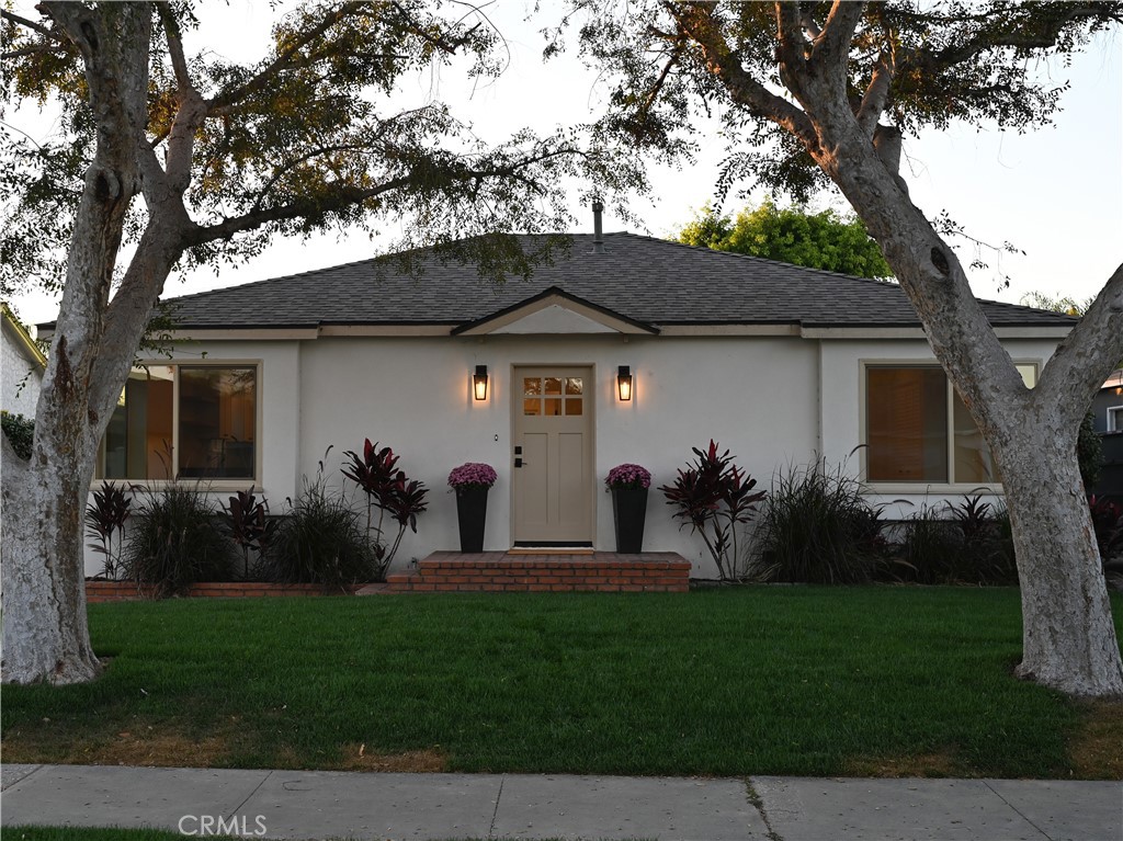 12223 Chavers Ave — photo