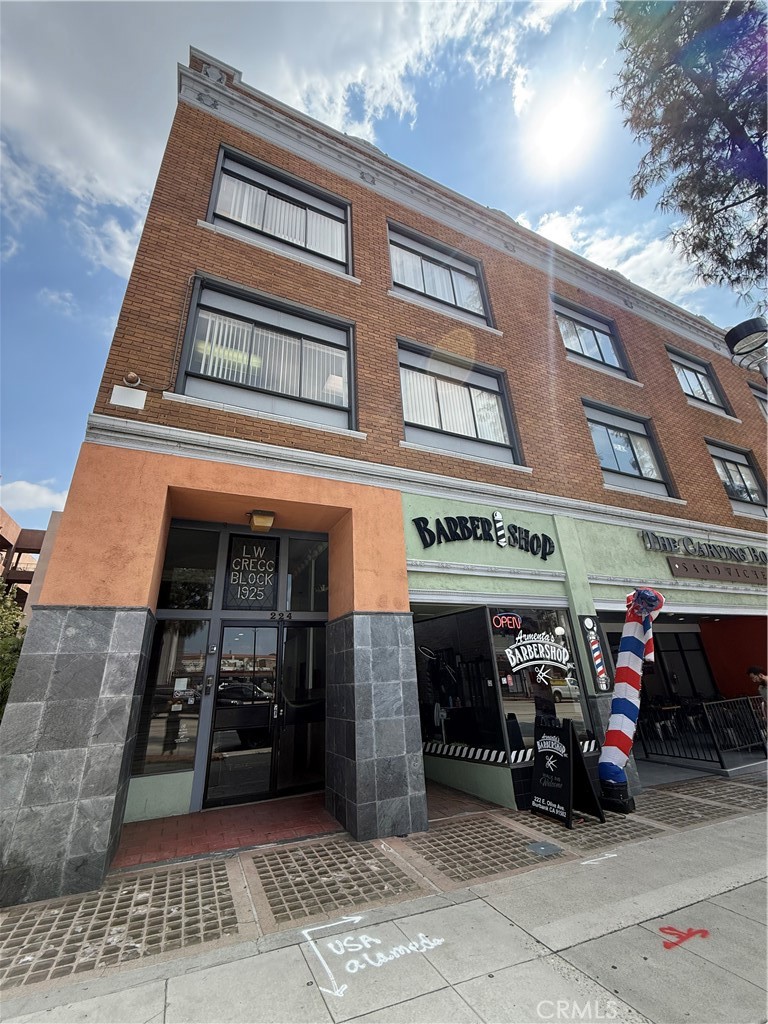 224 100 S Olive — photo