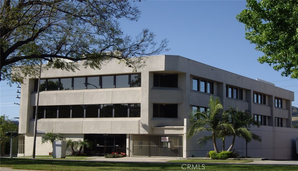 1314 W Glenoaks Boulevard 203 — photo