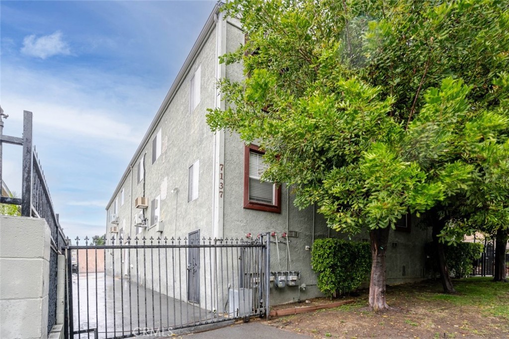 7137 Greeley Street 7 — photo